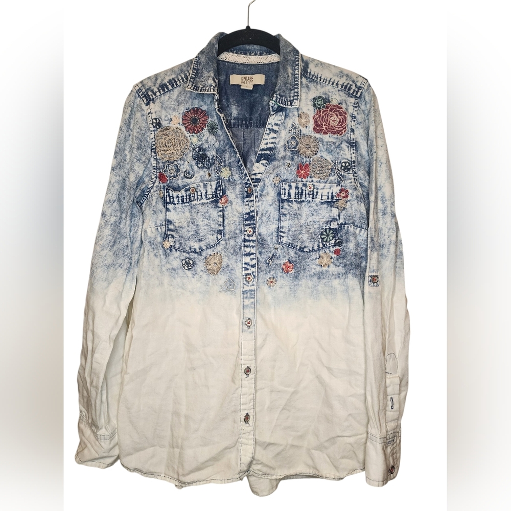 VINTAGE AMERICA BLUES acid wash button down shirt, size M